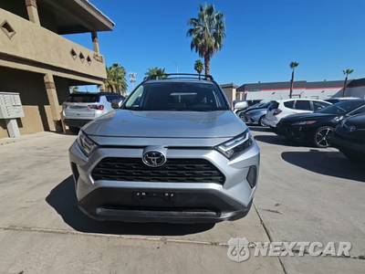2025 Toyota RAV4 XLE - zdjęcie 2 z 25 - miniatura
