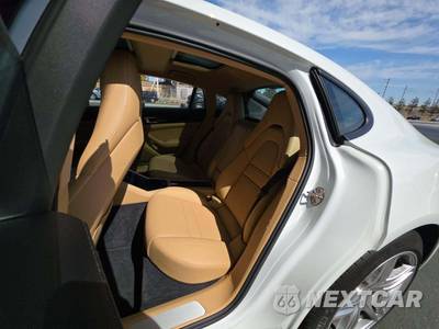 2020 Porsche Panamera - zdjęcie 13 z 29 - miniatura