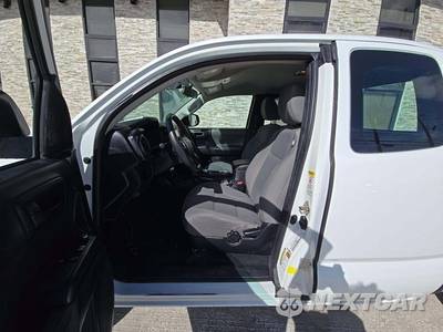 2017 Toyota Tacoma SR Extended Cab Long Bed w/Rear Doors - zdjęcie 6 z 27 - miniatura