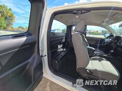 2017 Toyota Tacoma SR Extended Cab Long Bed w/Rear Doors - zdjęcie 16 z 27 - miniatura
