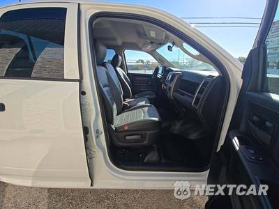 2021 Ram 1500 Classic Tradesman Extended Cab Medium Bed - zdjęcie 18 z 28 - miniatura