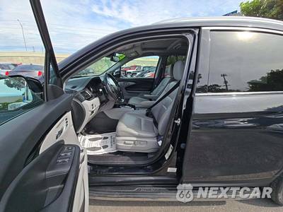 2016 Honda Pilot Touring w/Navigation & RES - zdjęcie 6 z 21 - miniatura