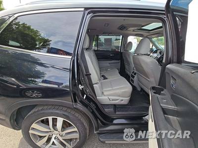 2016 Honda Pilot Touring w/Navigation & RES - zdjęcie 17 z 21 - miniatura