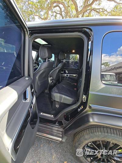 2022 Mercedes-Benz G 550 4MATIC - zdjęcie 13 z 21 - miniatura