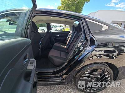 2026 Nissan Sentra SR - zdjęcie 13 z 21 - miniatura