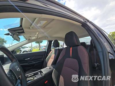 2026 Nissan Sentra SR - zdjęcie 11 z 21 - miniatura