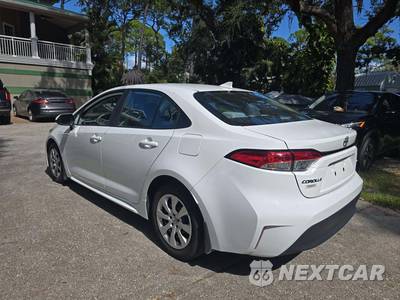 2026 Toyota Corolla LE Sedan - zdjęcie 2 z 20 - miniatura