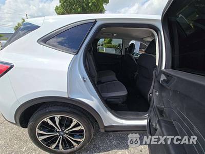2022 Ford Escape SE - zdjęcie 16 z 24 - miniatura