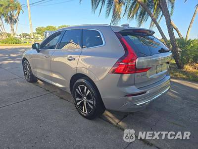 2023 Volvo XC60 Recharge Plug-In Hybrid T8 Core Bright Theme - zdjęcie 2 z 22 - miniatura