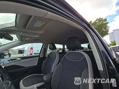 2026 Volkswagen Taos SE - zdjęcie 11 z 20 - miniatura