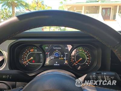 2025 Jeep Wrangler 4 Door Sahara - zdjęcie 9 z 20 - miniatura