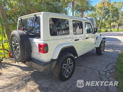 2025 Jeep Wrangler 4 Door Sahara - zdjęcie 3 z 20 - miniatura