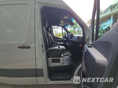 2020 Mercedes-Benz Sprinter 3500 Cargo Van DRW High Roof 144.0" WB - zdjęcie 17 z 21 - miniatura