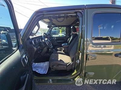 2022 Jeep Gladiator Willys Crew Cab Medium Bed - zdjęcie 6 z 29 - miniatura
