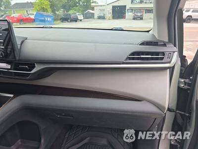 2022 Toyota Sienna LE 8-Passenger 120.5" WB - zdjęcie 20 z 23 - miniatura