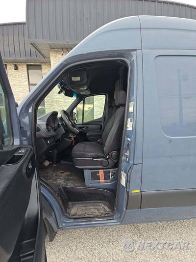 2019 Mercedes-Benz Sprinter 2500 Cargo Van High Roof 170.0" WB - zdjęcie 6 z 30 - miniatura