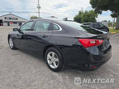 2021 Chevrolet Malibu LS 1LS - zdjęcie 2 z 23 - miniatura
