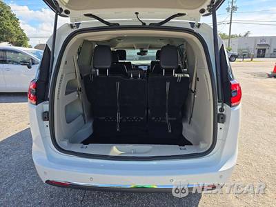2024 Chrysler Pacifica Touring L 121.6" WB - zdjęcie 15 z 21 - miniatura
