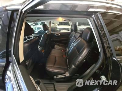 2019 Nissan Pathfinder SL - zdjęcie 13 z 25 - miniatura