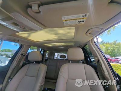 2010 Mercedes-Benz GLK 350 - zdjęcie 11 z 20 - miniatura