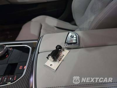 2021 BMW M8 Gran Coupe - zdjęcie 8 z 21 - miniatura