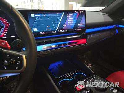 2025 BMW M5 Sedan - zdjęcie 10 z 20 - miniatura