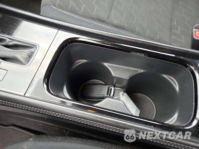 2024 Nissan Kicks SV - zdjęcie 8 z 23 - miniatura