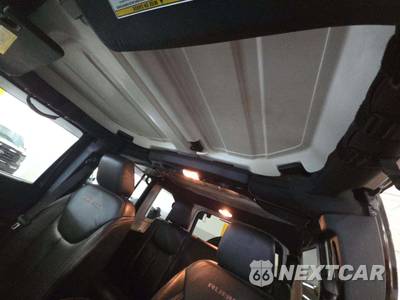 2016 Jeep Wrangler Unlimited Hard Rock Edition - zdjęcie 11 z 24 - miniatura