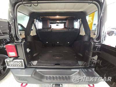 2016 Jeep Wrangler Unlimited Hard Rock Edition - zdjęcie 14 z 24 - miniatura