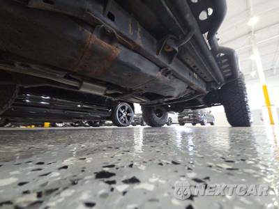 2016 Jeep Wrangler Unlimited Hard Rock Edition - zdjęcie 17 z 24 - miniatura