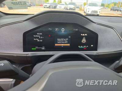 2026 Lexus ES 500e Premium - zdjęcie 9 z 20 - miniatura
