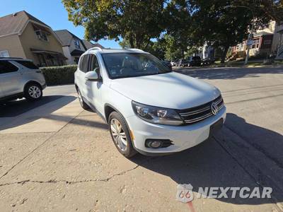 2014 Volkswagen Tiguan SEL - zdjęcie 4 z 30 - miniatura