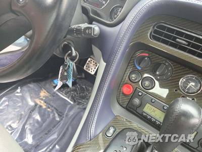 2002 Aston Martin DB7 Vantage Convertible - zdjęcie 8 z 21 - miniatura