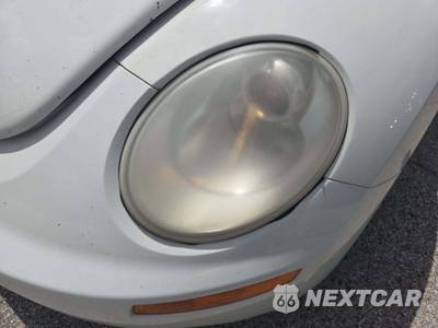 2008 Volkswagen New Beetle Coupe Triple White Hatchback - zdjęcie 27 z 32 - miniatura