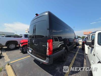 2024 Mercedes-Benz Sprinter 2500 Passenger Van High Roof 170.0" WB - zdjęcie 3 z 26 - miniatura