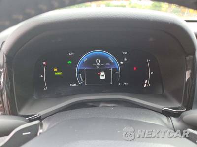 2025 Toyota Camry SE - zdjęcie 9 z 23 - miniatura