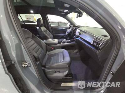 2024 Volkswagen Atlas Cross Sport 2.0T SEL R-Line - zdjęcie 18 z 20 - miniatura