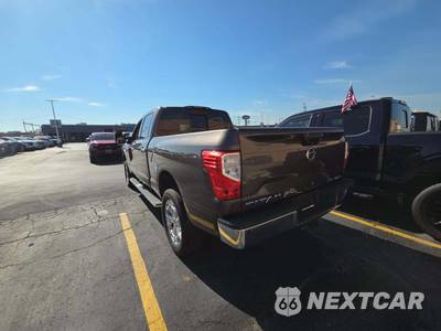 2016 Nissan TITAN XD SL Crew Cab Medium Bed - zdjęcie 2 z 31 - miniatura