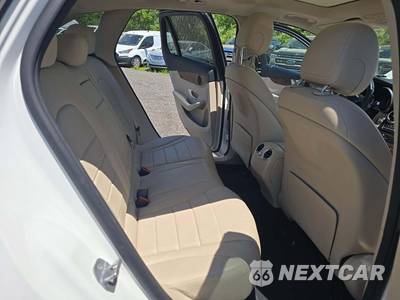 2019 Mercedes-Benz GLC 300 4MATIC - zdjęcie 13 z 25 - miniatura