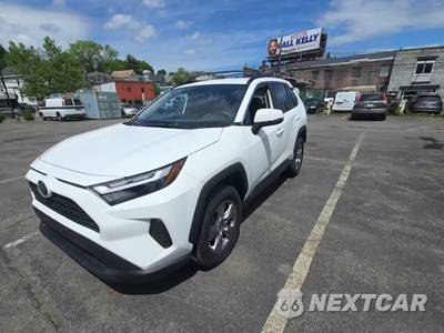 2025 Toyota RAV4 XLE - zdjęcie 1 z 25 - miniatura