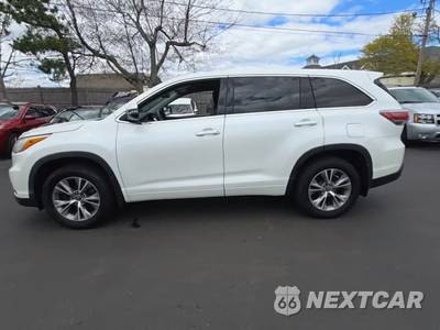 2016 Toyota Highlander LE Plus - zdjęcie 3 z 36 - miniatura