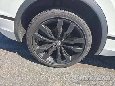 2021 Volkswagen Tiguan SE R-Line Black - zdjęcie 25 z 25 - miniatura