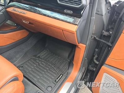 2022 Lamborghini Urus Graphite Capsule - zdjęcie 16 z 26 - miniatura