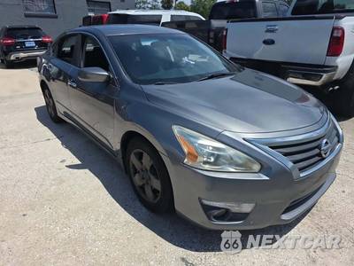 2015 Nissan Altima 2.5 SV - zdjęcie 4 z 23 - miniatura