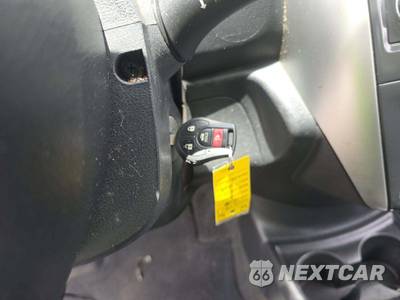 2016 Nissan Versa 1.6 SV - zdjęcie 8 z 24 - miniatura