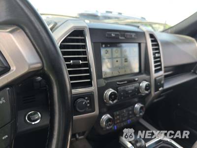 2019 Ford F-150 Platinum Crew Cab Short Bed - zdjęcie 10 z 22 - miniatura