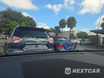 2014 Toyota Sienna LE 8-Passenger 119.3" WB - zdjęcie 22 z 27 - miniatura