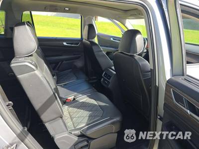 2024 Volkswagen Atlas 2.0T SEL Premium R-Line - zdjęcie 17 z 27 - miniatura
