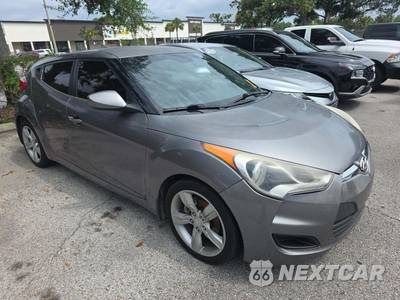 2012 Hyundai Veloster w/Black Interior - zdjęcie 4 z 23 - miniatura