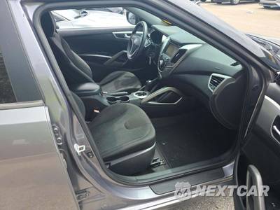 2012 Hyundai Veloster w/Black Interior - zdjęcie 18 z 23 - miniatura